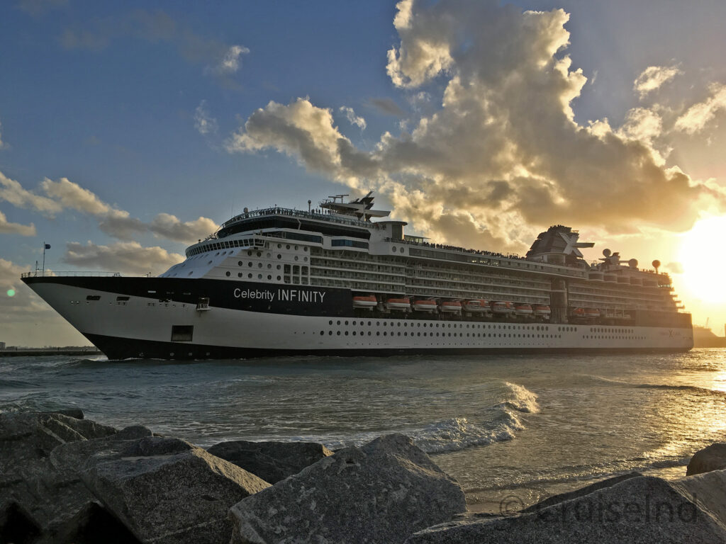Celebrity Infinity departing Port Everglades ©CruiseInd
