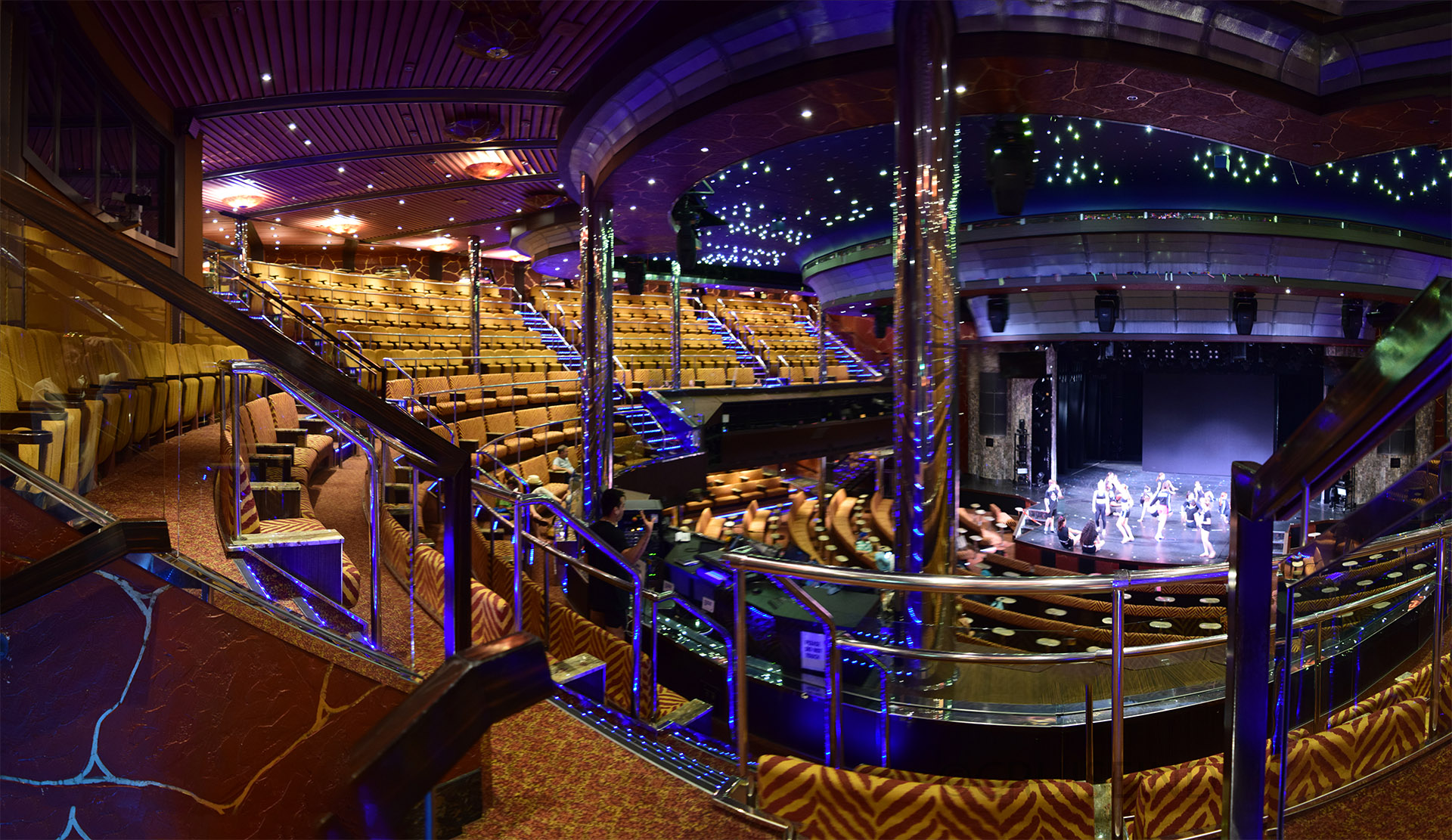 dream studio on carnival cruise