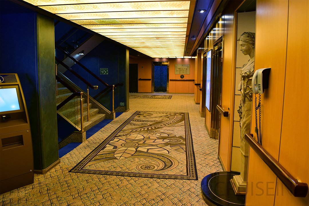Tour Holland America’s Oosterdam CruiseInd